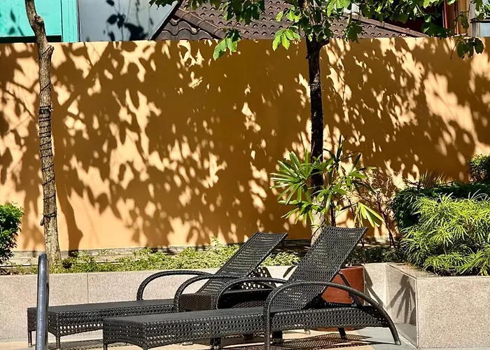 Venice Luxe Urban Pool Retreat , Max 3 Guests