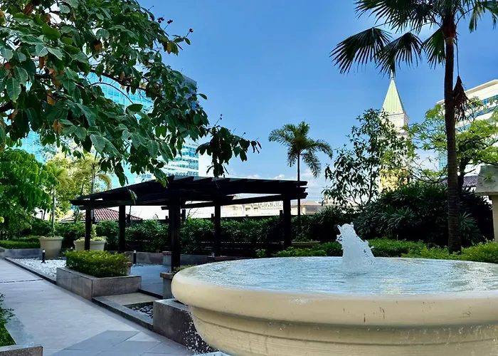 Venice Luxe Urban Pool Retreat , Max 3 Guests 公寓 马尼拉